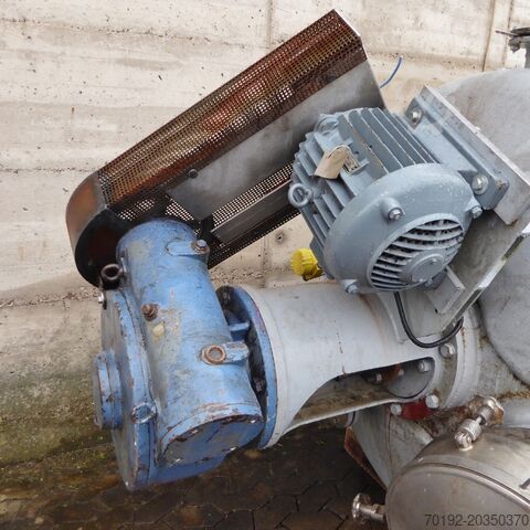 3000 liter verwarmbare/koeltank gemaakt van V4A  6676