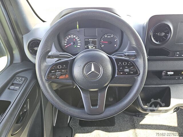 Kombi s vysokou střechou MERCEDES-BENZ SPRINTER 317 L2H2 LED Navi Autom.