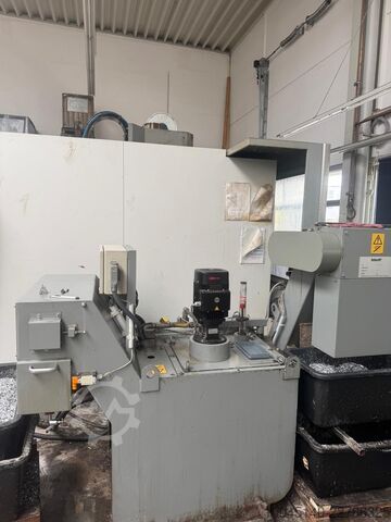 Verticale bewerkingscentrum DECKEL MAHO DMC 63 V