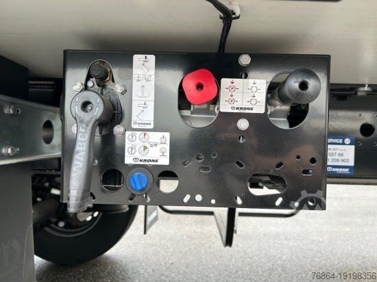 Nízkoložný návěs KRONE MULTITEMP, KüHLAUFLIEGER, TK SLXI SPECTRUM, TRENNWAND, DOPPELSTOCK, BLUMENBREITE
