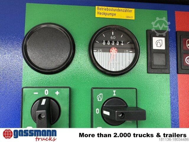 Brandweerwagen Mercedes-Benz Atego 1325 4x4, 8+1 Sitze, LF 16/12