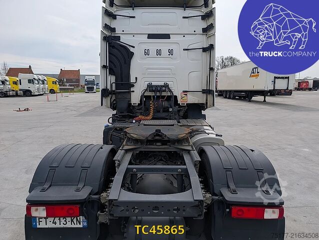 Standard-SZM Renault T 440