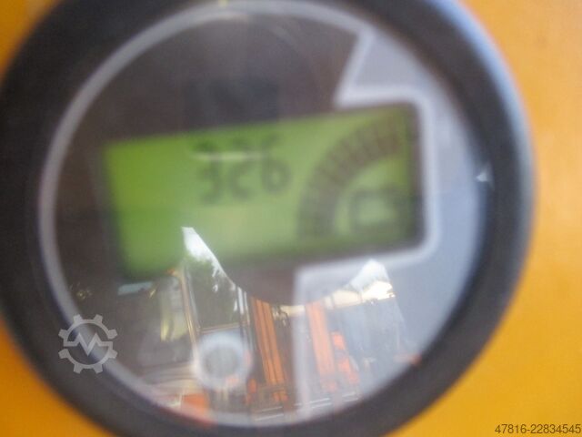 Wózek widłowy czterokierunkowy FAC 4V-XT3020