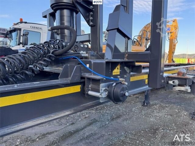 Transporte de contenedores Invepe Containersemi