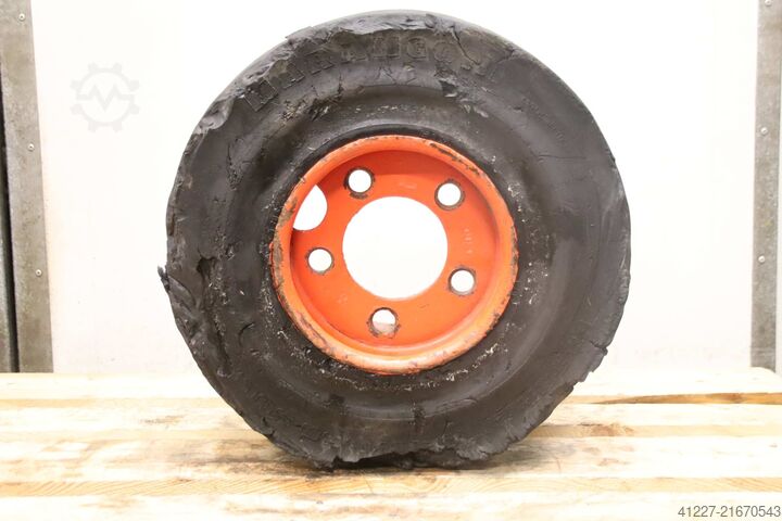 Solid rubber tires, 2 pieces Marangoni 23x9-10/6.50  Solid