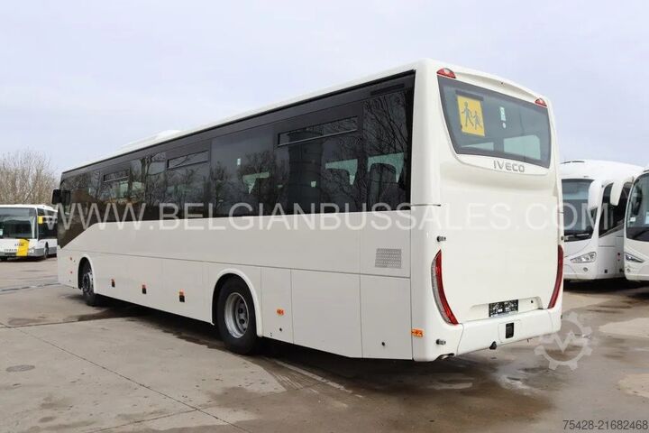 Intercitybus Iveco Crossway 12m Pop light / Double middle door / p...