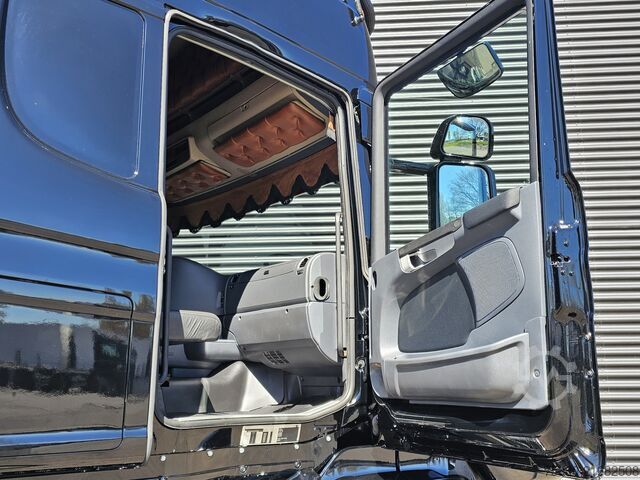 Haakarmsysteem Scania T580 8x4*4 / TORPEDO / HOOKLIFT / ABROLKIPPER