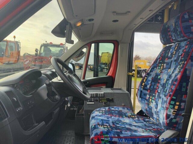 Kleinbus Fiat Bürgerbus + Rollstuhlrampe- Überlandbus- 9 Sitze