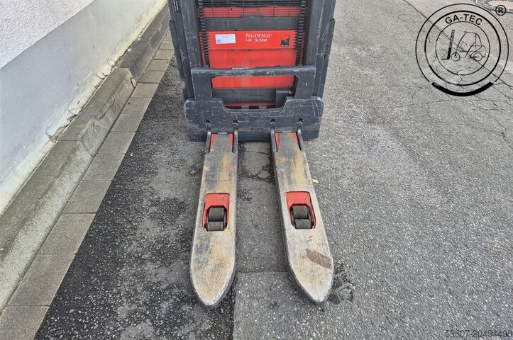 Pallet stacker Linde L16
