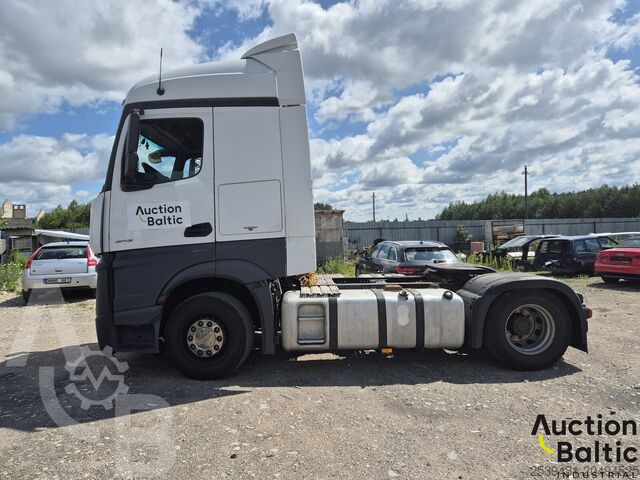 Mercedes-Benz Actros 1843 Mercedes-Benz Actros 1843