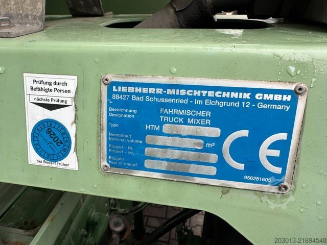 Concrete mixer truck MERCEDES-BENZ AROCS 3240 8x4 Betonmischer Liebherr 9 m³