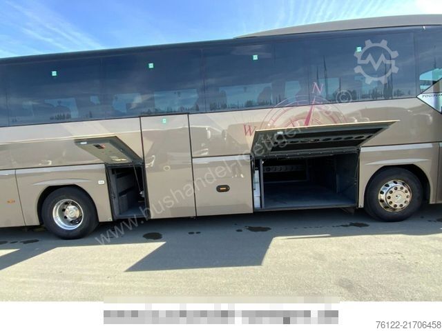 Motor coach NEOPLAN Tourliner/Motorn.b.424tkm/P21 VIP/4Sterne/1.Hand
