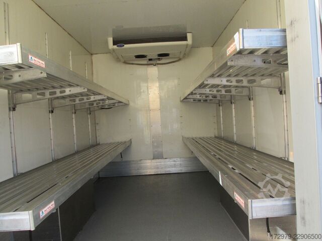 Koelwagen met geïsoleerde laadbak FIAT Ducato 130 *Carrier Tiefkühler*Klima*Euro6*