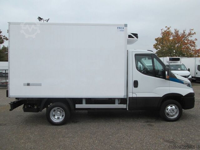 Koelwagen met geïsoleerde laadbak IVECO 40 C14 CNG 3.0 *Carrier Kühlkoffer*Euro6*