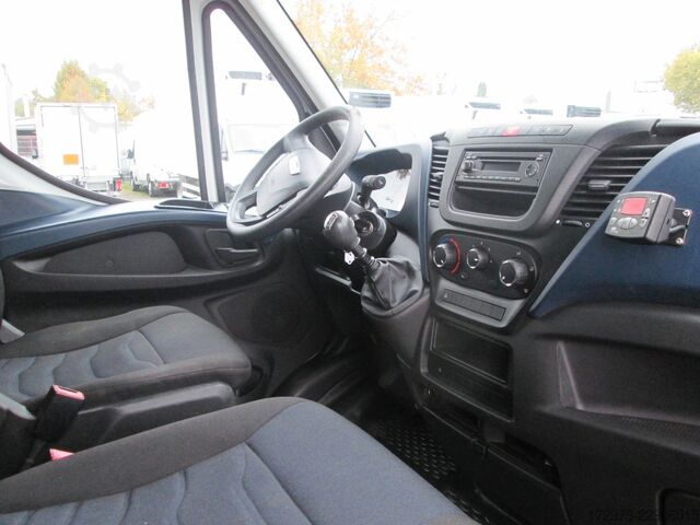 Koelwagen met geïsoleerde laadbak IVECO 40 C14 CNG 3.0 *Carrier Kühlkoffer*Euro6*