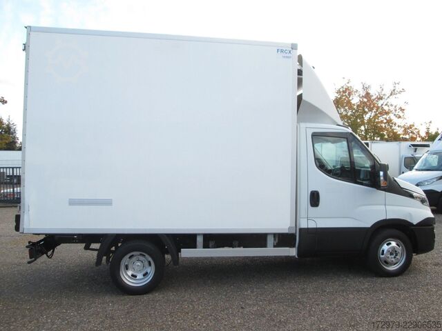 Furgon sa rashladnim sandukom IVECO 35 C16*CarrierKühlkoffer*Fleischbahn*Euro6*Klima