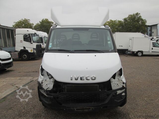 Chassis de carrinha IVECO 35 C13*Fahrgestell*