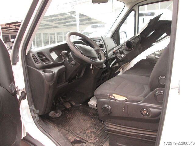 Chassis de carrinha IVECO 35 C13*Fahrgestell*