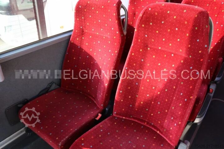 Autobús interurbano Mercedes-Benz Intouro M/L / 12.7m / Manual / Airco / Lift