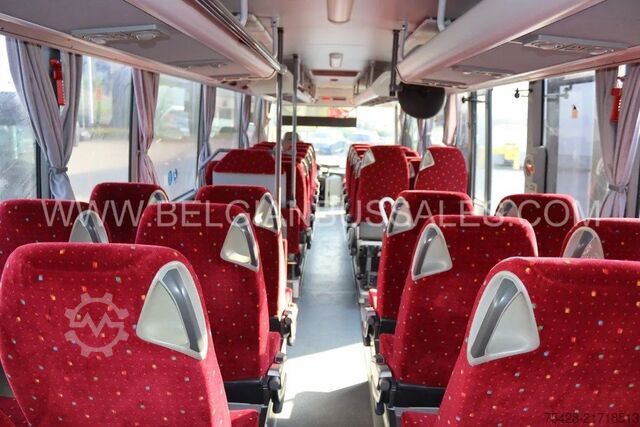 Autobús interurbano Mercedes-Benz Intouro M/L / 12.7m / Manual / Airco / Lift