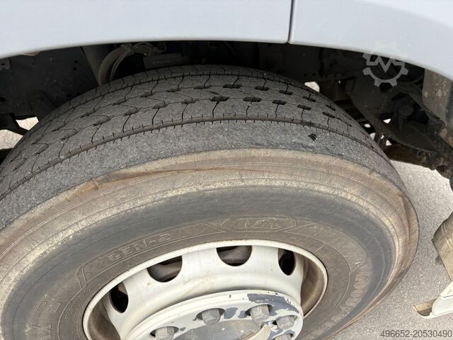 Tracteur routier standard DAF XF 530 FT