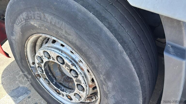 Tracteur standard DAF XF 105.410 (BOITE MANUELLE / MANUAL GEARBOX)