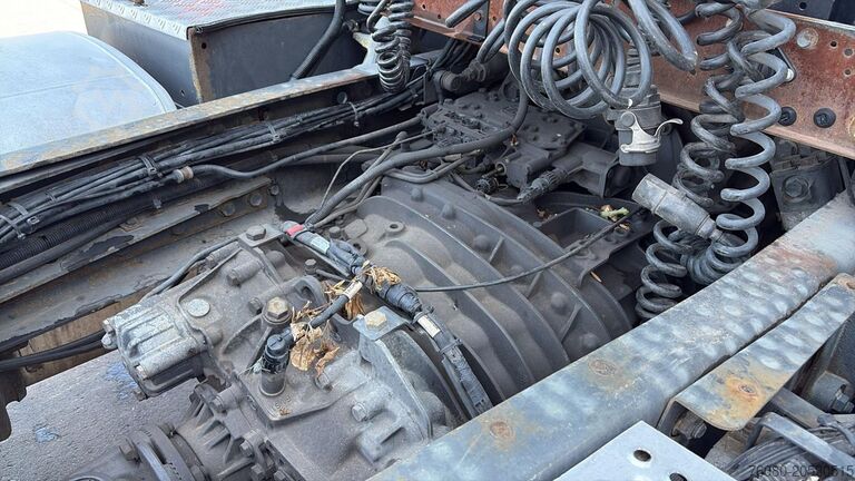 Tracteur standard DAF 105 XF 410 (BOITE MANUELLE / MANUAL GEARBOX)