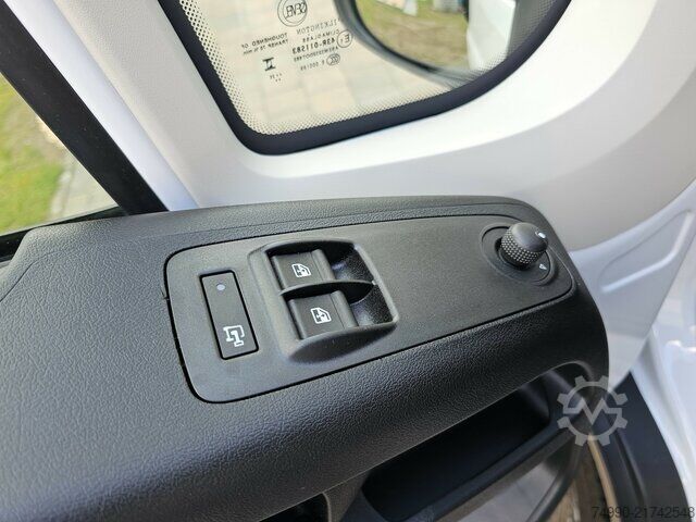 Furgon Fiat Ducato 35 L4H2 180 Automatik Multicab DOKA LED