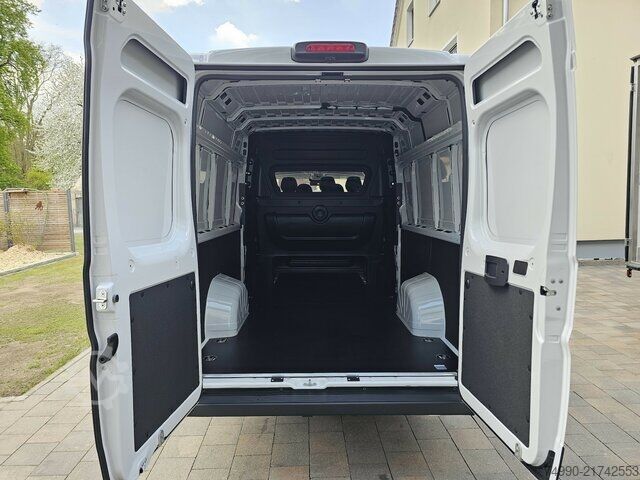 Furgon Fiat Ducato 35 L4H2 180 Automatik Multicab DOKA LED