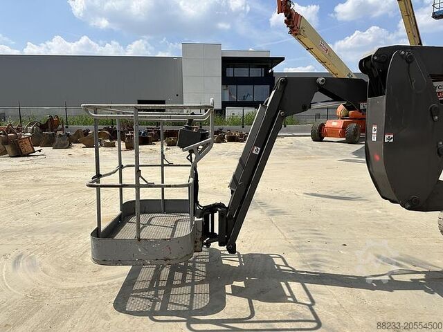Knikarmhoogwerker Manitou 150AETJ-C