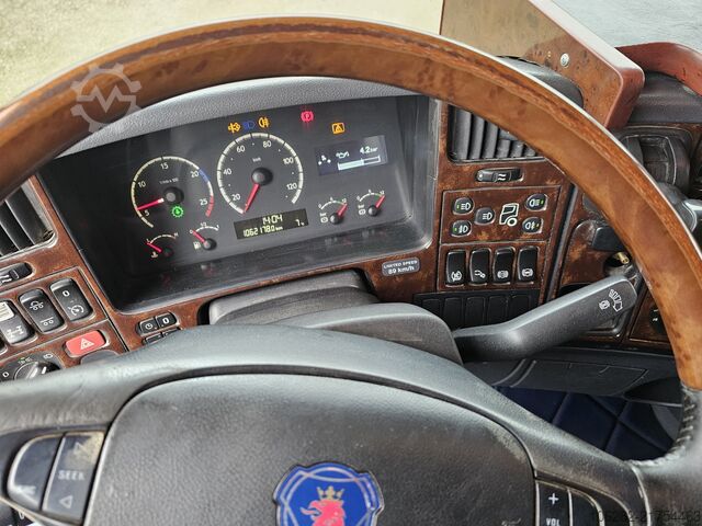 Standardní tahač SCANIA SCANIA R620LB6X4HHA Manuel PTO Blatt/Luf