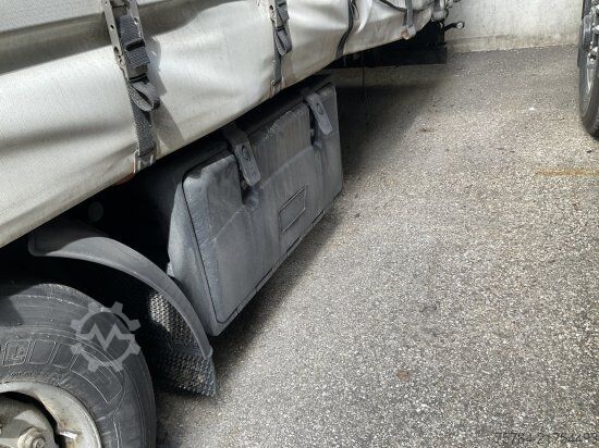 Brandalı açık yarı römork KöGEL MEGA TRAILER 15.00 LANG, SAF, HUBDACH, MIETKAUF MGL.