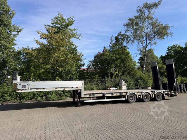 Lavt bygger sættevogn Humbaur HTS30  3 Achs Satteltieflader, wenig benutzt
