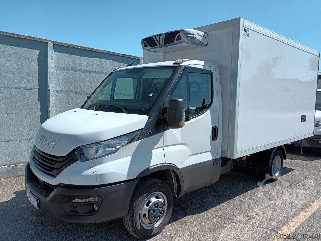 Camion refrigerato IVECO 35C16