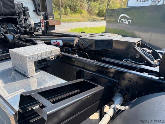 Φορτηγό γερανός roll-off MAN TGM 18.290 4x2 Abrollkipper AHK