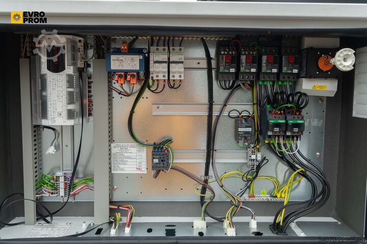 Hűtőgép / Hőszivattyú New Industrial Chiller / Heat pump LENNOX 53.6/54 KW | With warranty