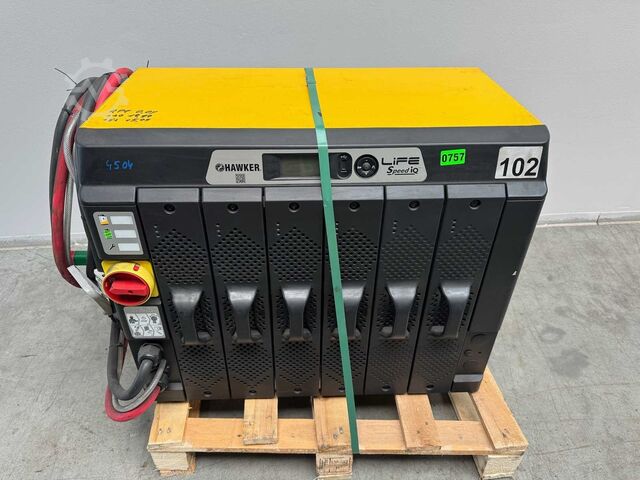 Chargeur HF modulaire pour chariots élévateurs Hawker 80V