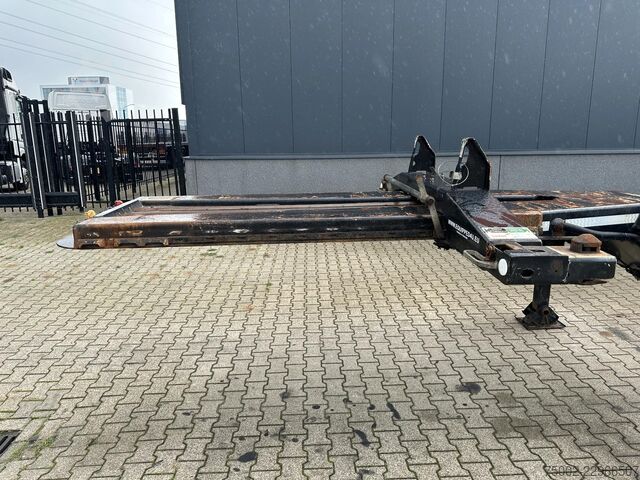 Transport af containere D-TEC FLEXITRAILER TRACTION / ADR / SAF + discbrakes ...