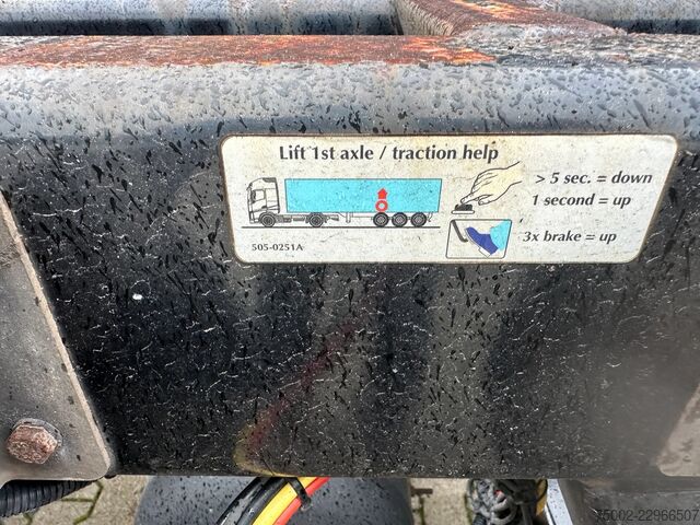 Transport af containere D-TEC FLEXITRAILER TRACTION / ADR / SAF + discbrakes ...