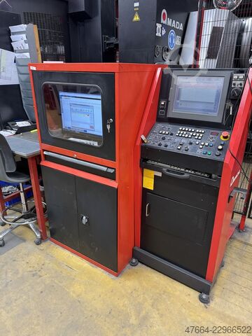 Macchine combinate punzonatura-laser Amada EML 3610