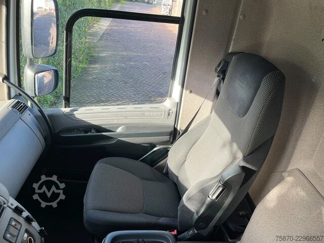 Valise DAF CF 370 FA LUCHTVERING BEIDE ASSEN