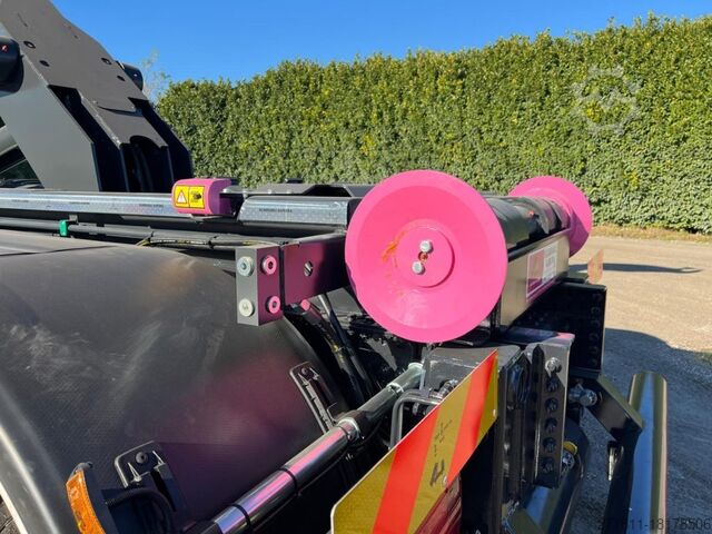 Autocamion cu cârlig pentru containere IVECO IVECO TRAKKER T-WAY AD510 NUOVO SCARRABILE