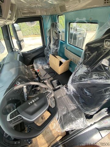 Camion scarrabile IVECO IVECO TRAKKER T-WAY AD510 NUOVO SCARRABILE