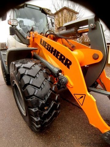 Kerekes rakodó LIEBHERR L 542 kein 538 524 546 Top Ausstattung