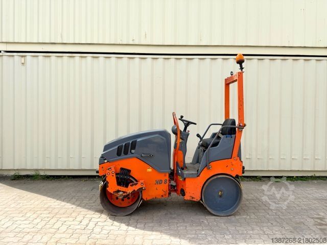 Jednoválcový válec HAMM HD8VV / 2018 BJ / 862 H / 1.580 KG