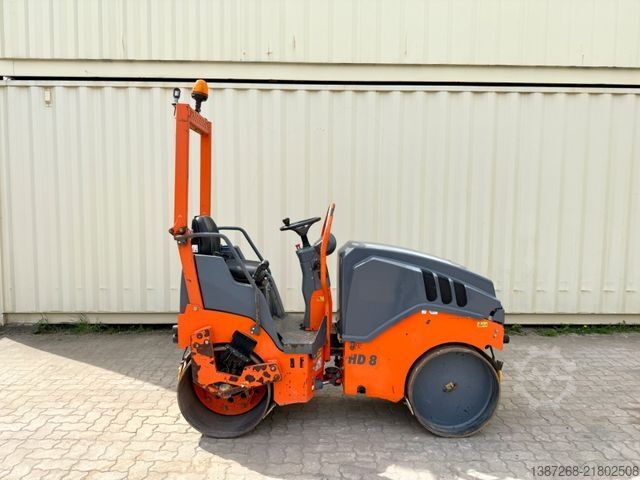 Jednoválcový válec HAMM HD8VV / 2018 BJ / 862 H / 1.580 KG
