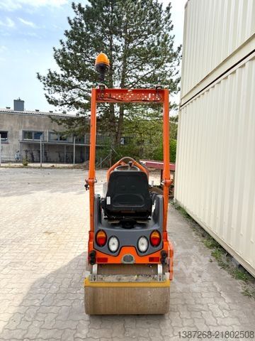 Jednoválcový válec HAMM HD8VV / 2018 BJ / 862 H / 1.580 KG