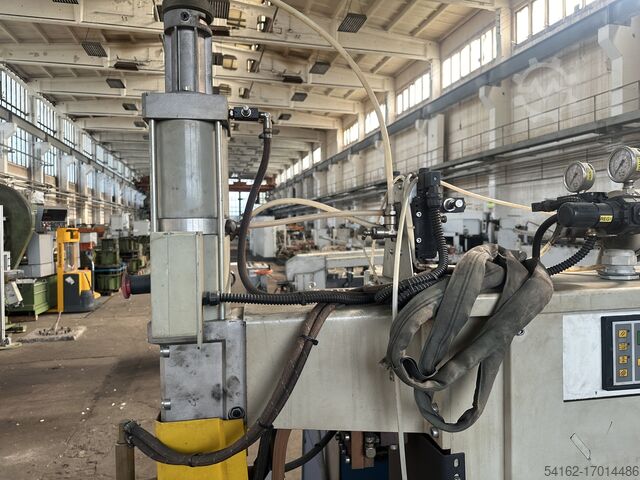 Ponthegesztő gép TECNA 6125