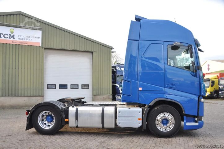 Gevaarlijke stoffen Volvo FH 420 4X2 ADR EX/II FL OX AT PTO+COMPRESSOR iP...