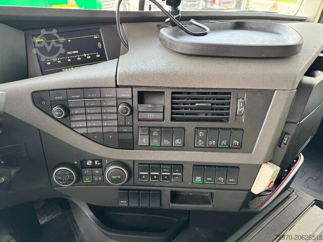 Gevaarlijke stoffen Volvo FH 420 4X2 ADR EX/II FL OX AT PTO+COMPRESSOR iP...